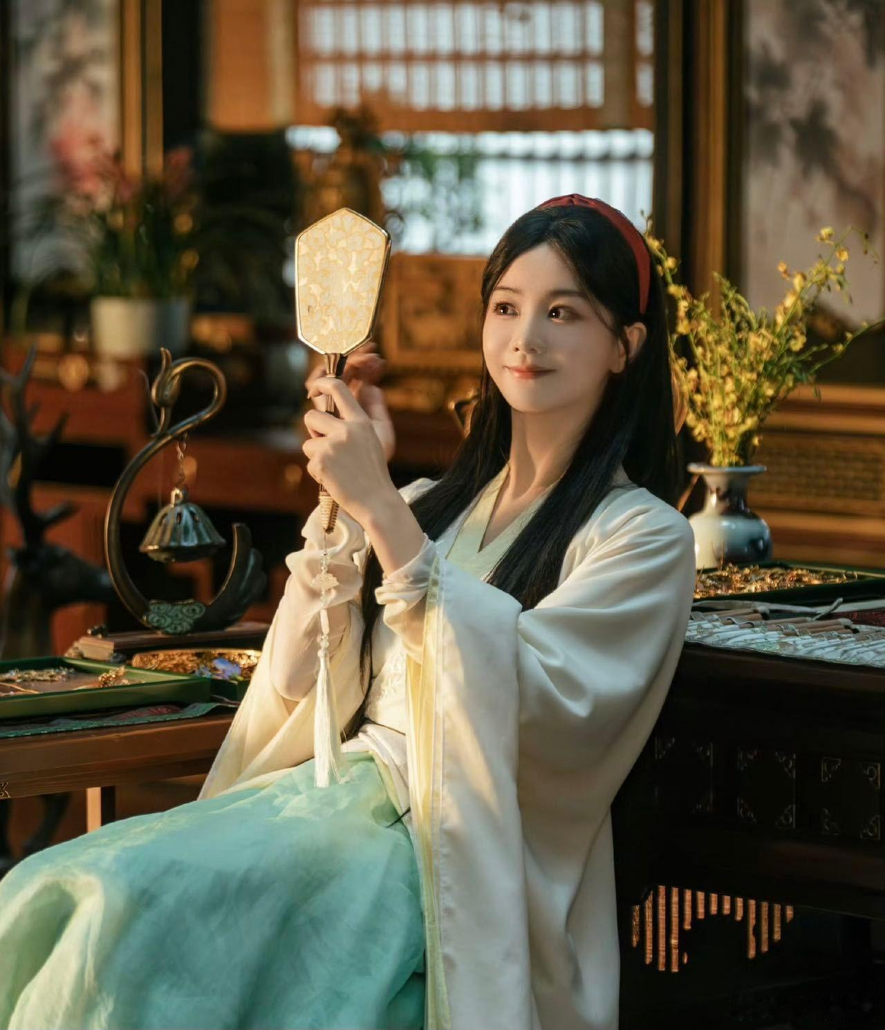 胡意旋新晋互联网女儿 谢永儿这个角色被胡意旋演活了，灵动娇俏，像只软乎乎的小兔子