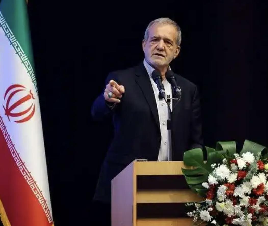 伊朗：我要发展民用核能。
以色列：伊朗要造核弹。

伊朗：我不造核弹，造核弹不人