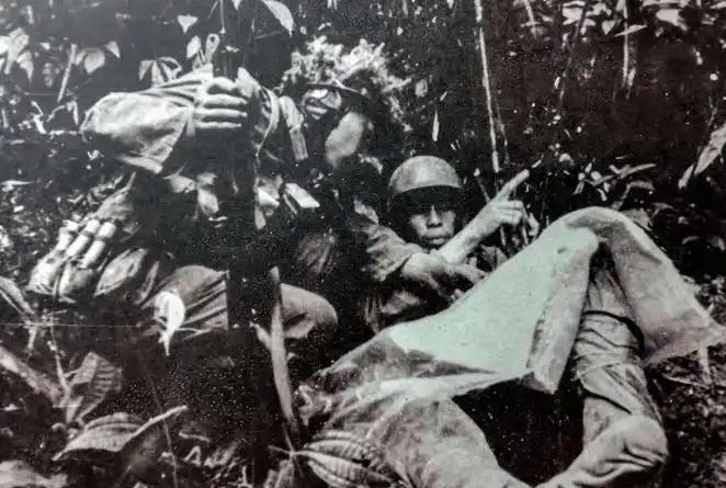 老山死亡谷激战：118团副连长连长接连牺牲，部队走散，损失惨重。
很多人提起老山