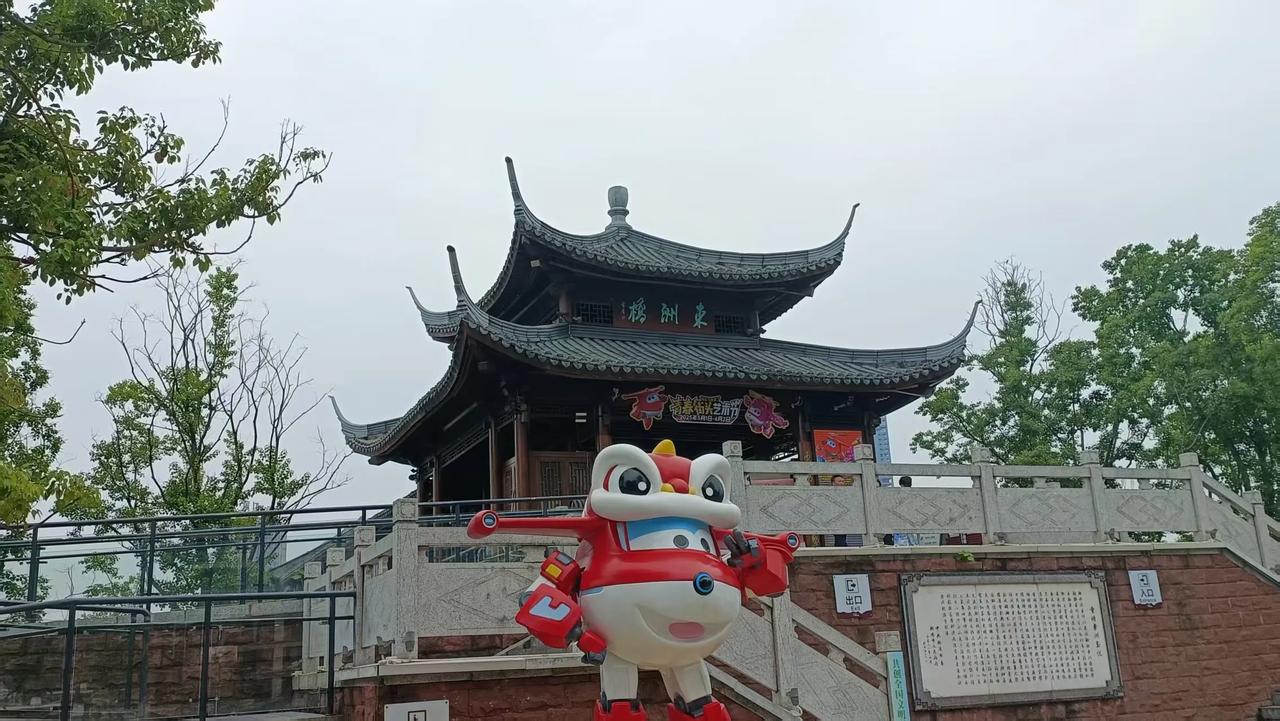 没有工资?日常开支要你的钱?不可能吧！