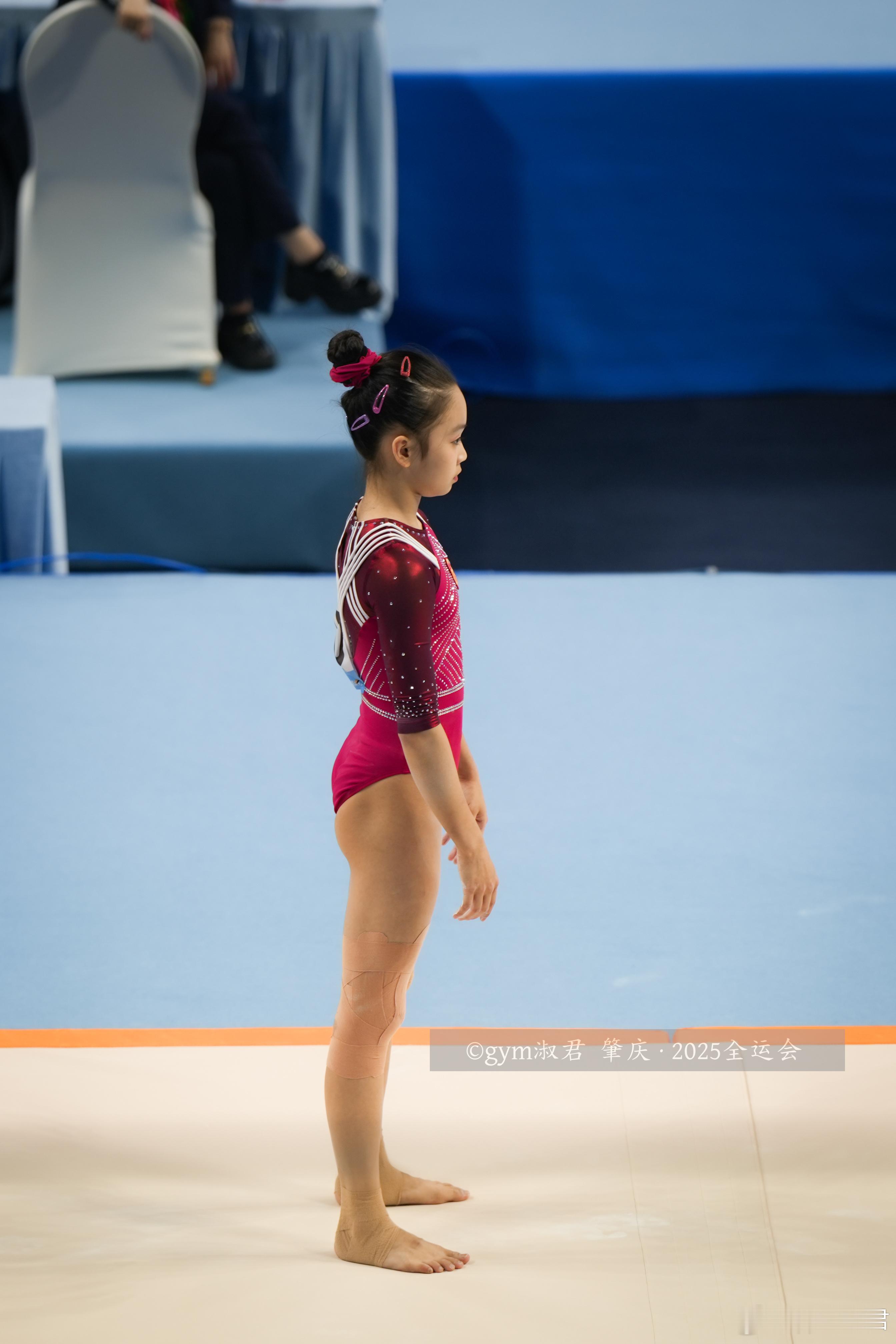 漂亮小孩在木上闪闪发光✨全运会和世青赛接连着比，加油💪 