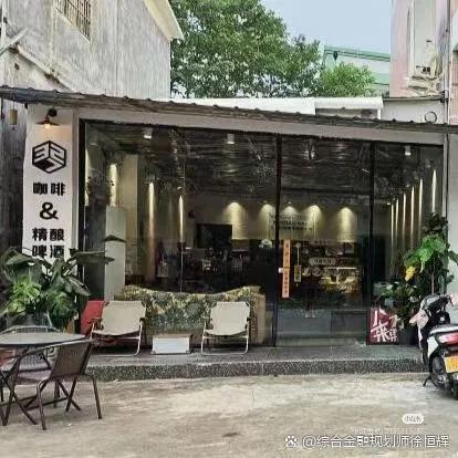 江门咖啡文化新兴咖啡店：
327 小肥咖啡
主要范围：供咖啡饮品、柠檬茶等饮品