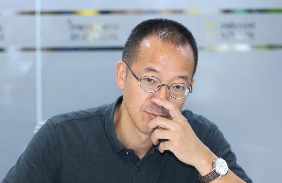 近期，东方甄选四位核心主播集中离职，标志着其“去主播化”战略全面落地，核心原则是