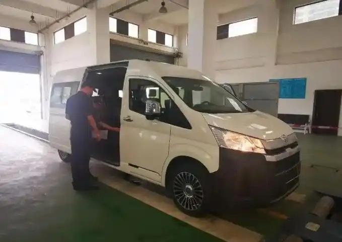 12月18日，随着海南宣布封关，海南自贸港“零关税”进口车政策正式落地，很多网友