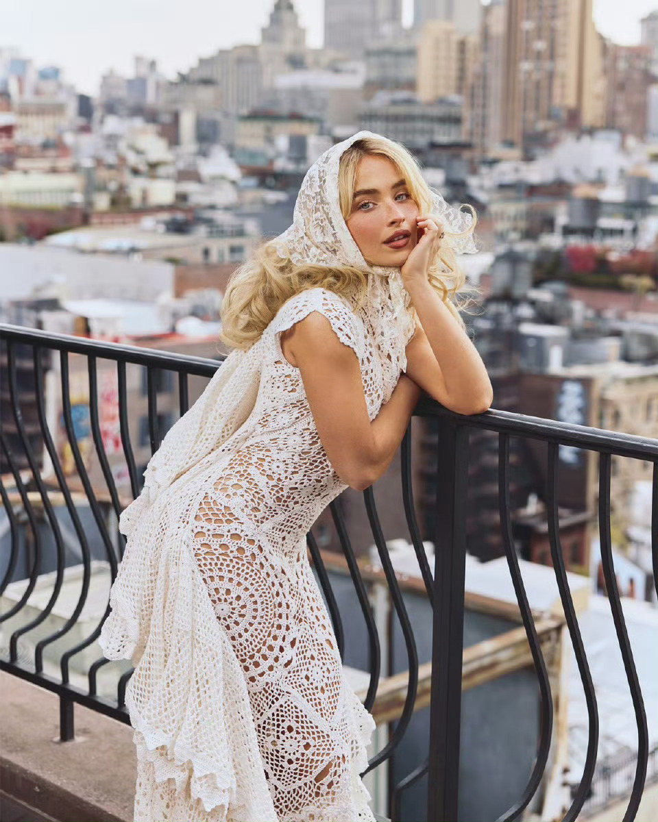 Sabrina Carpenter  Variety 封面及写真摄影: Greg