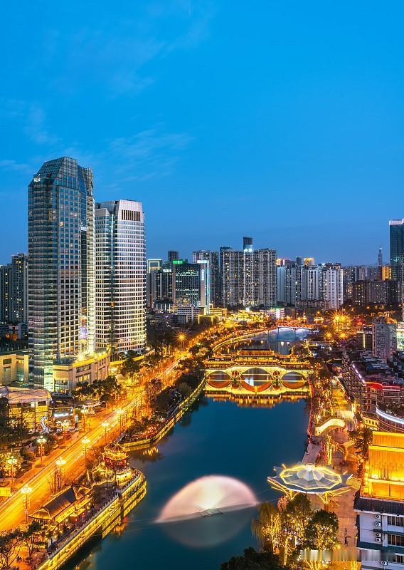 【🏚️成都跌幅最狠TOP5！最高暴跌61%，现在接盘可能血亏几十万！】

成都