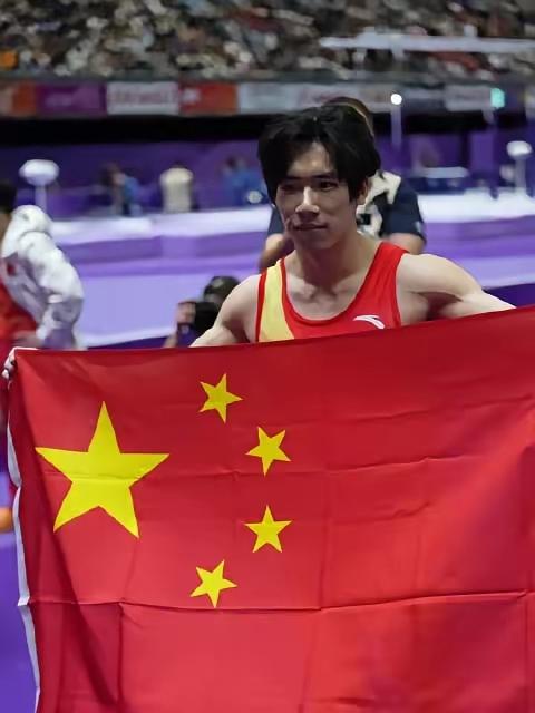 [微风]日本名古屋亚运会主办方现在最怕的可能不是丢金牌，而是中国国歌响起。别的比