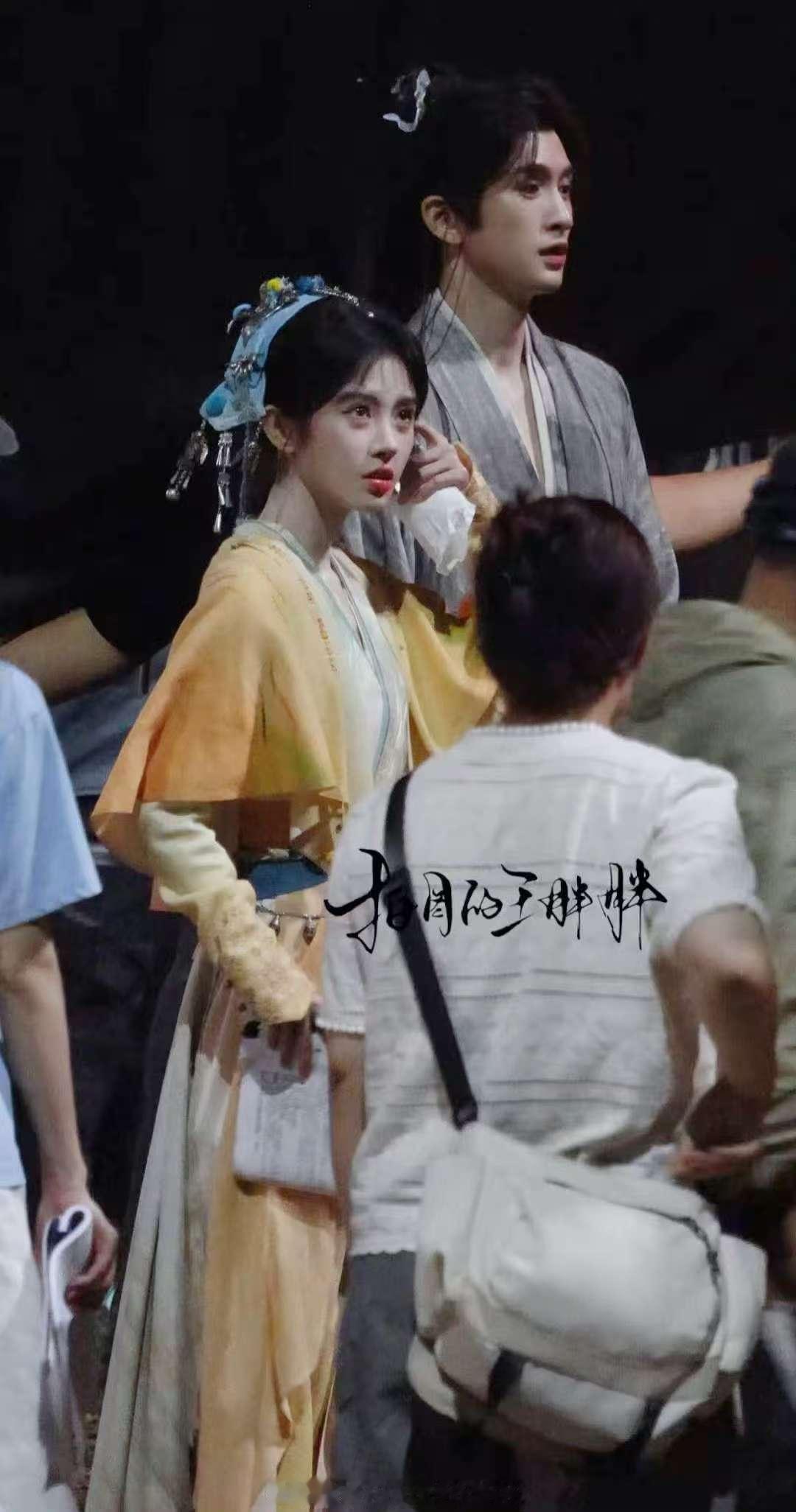 鞠婧祎张云龙来战首个同框鞠婧祎张云龙战来首个同框来啦鞠婧祎张云龙新剧同框路透 ​