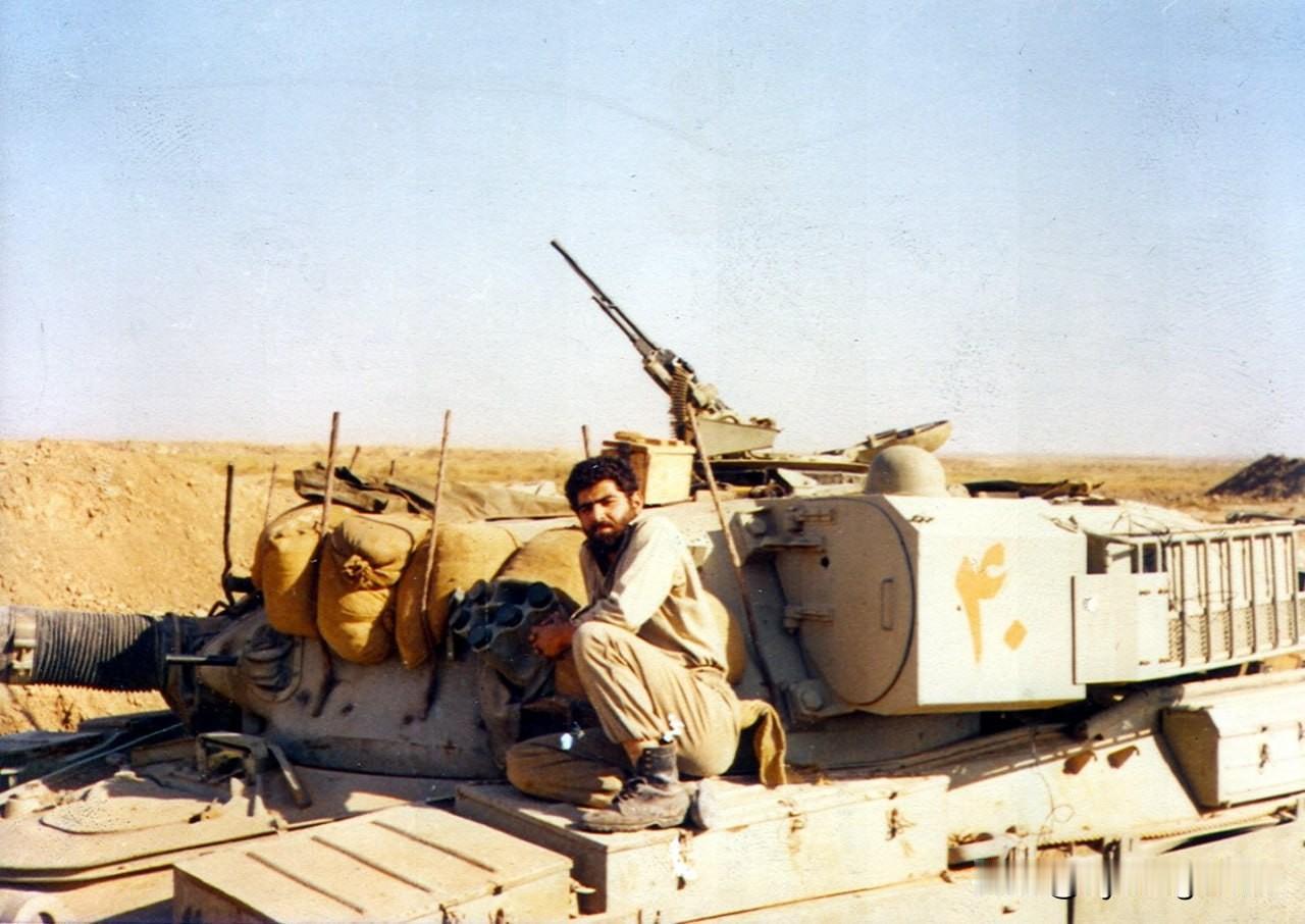 🇮🇷伊朗“酋长”坦克炮手艾哈迈德·阿尔马西在1982年“斋月”行动中驾驶自己