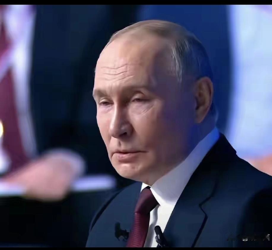 普京发出最后通牒：乌方拒谈即动武，西方挑衅必反制
 
2025年12月17日俄国