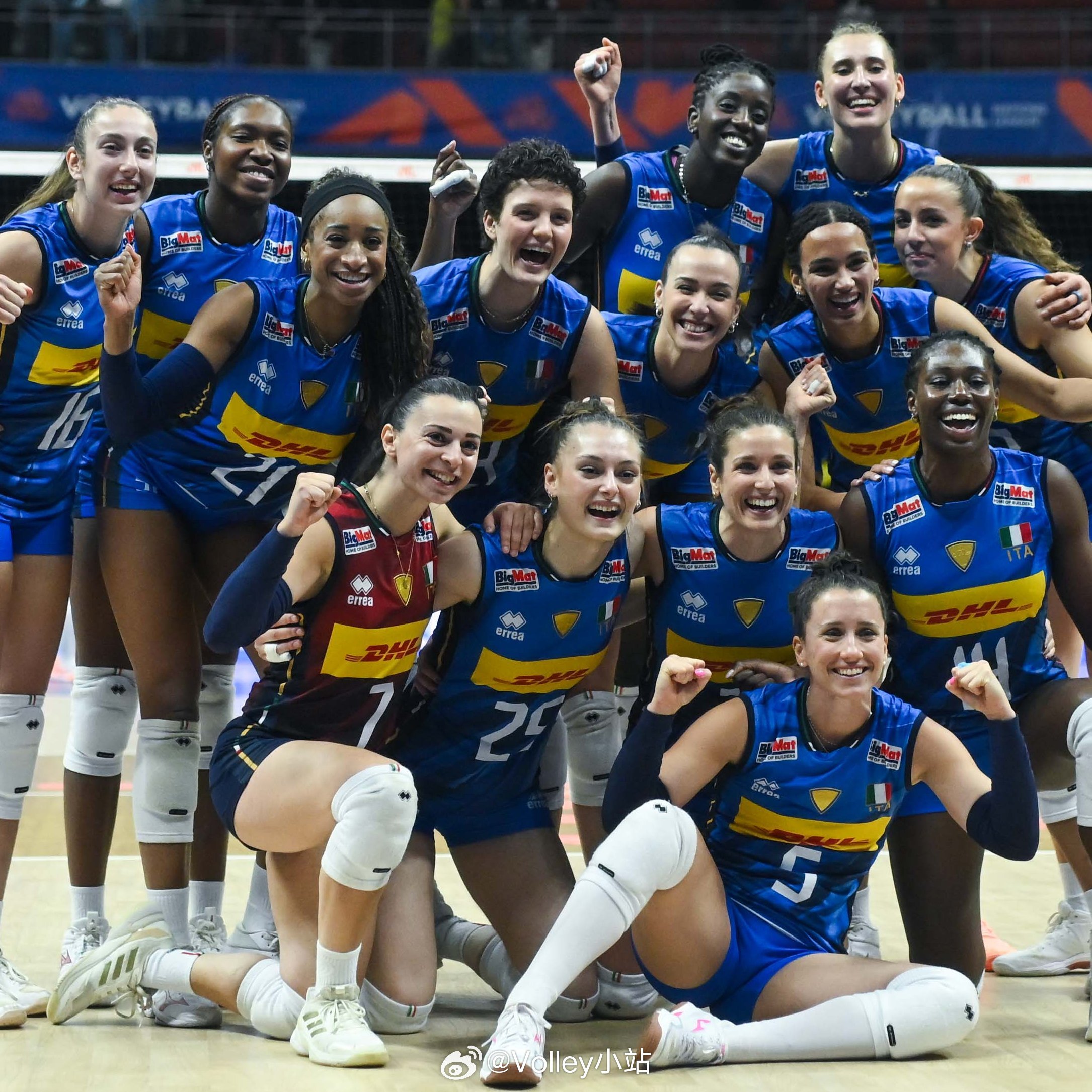 意大利女排第二周3胜1负，两周过后6胜积18分✅ 3-0 x 🇨🇿 捷克✅ 