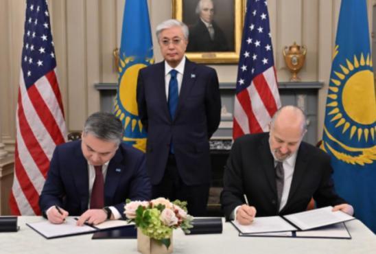 刚签了几百亿的单子，结果到发货时却傻眼了！哈萨克斯坦这时想起好邻居中国，想借道，