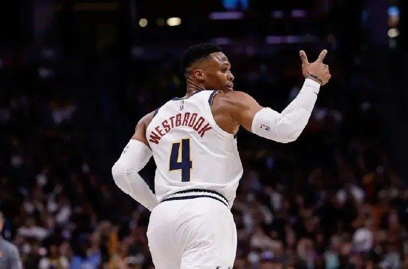 掘金122-120独行侠，这两人该送走了！1，克莱——勇士真是火眼金金，放弃他是