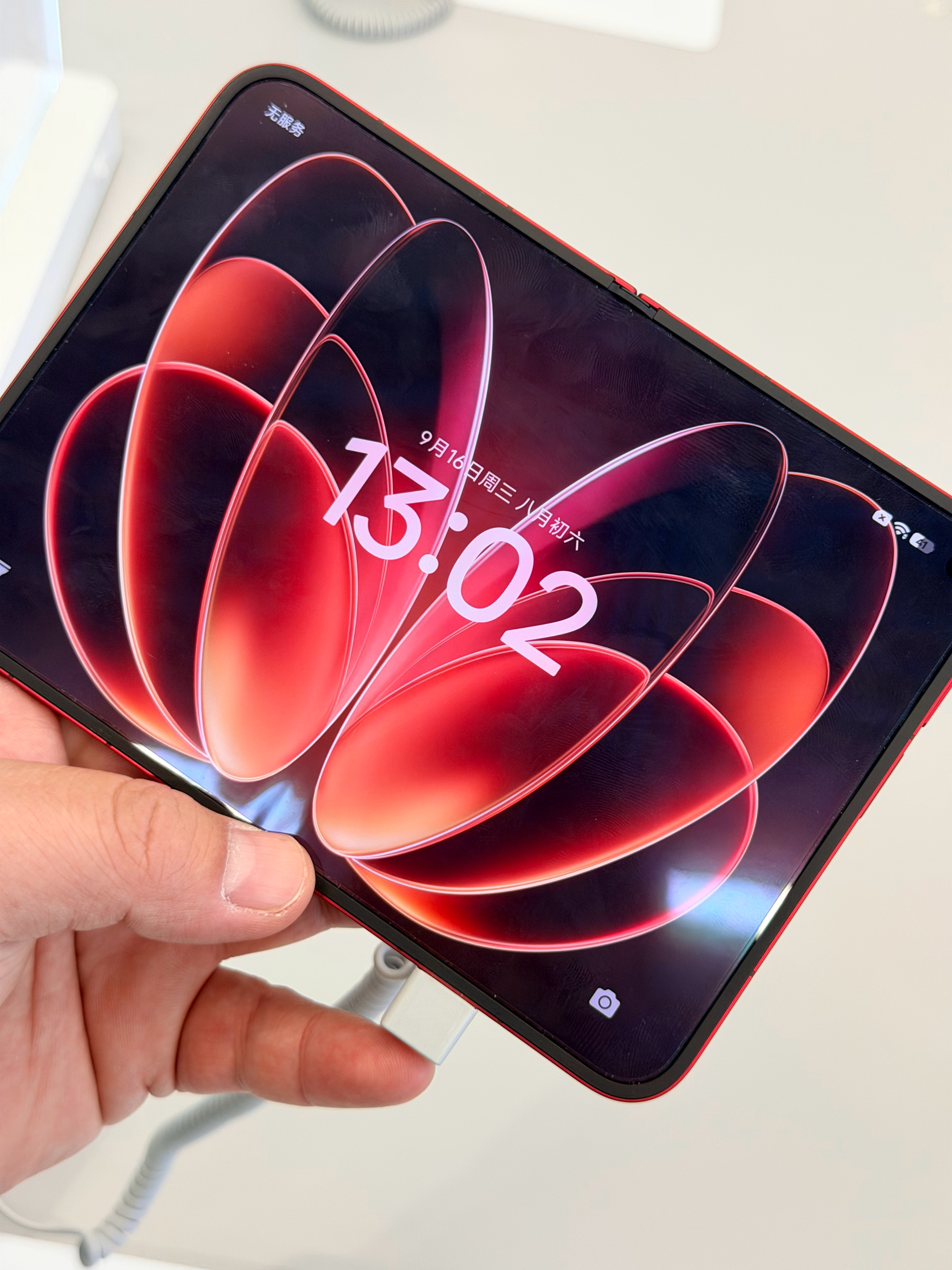 曝小米18Fold七天激活近8万台卖的这么好吗？你们觉得怎么样？ ​​​