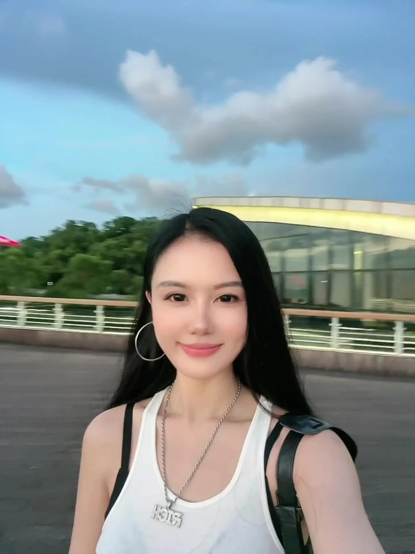 其实脸胖胖的也挺可爱的！😭