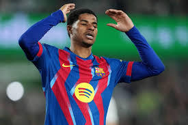 #巴萨希望降低拉什福德买断费# 在知名足球转会记者罗马诺的最新视频中，再次谈到巴