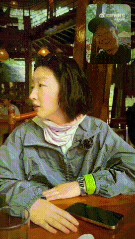 周冬雨说邓为是内蒙狼王周冬雨想变成脱缰的野驴花儿与少年看综艺被这段对话狠狠治愈，