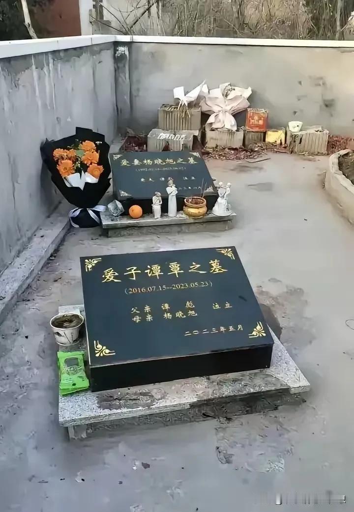 还记得这个被网暴的妈妈吗？孩子是去年5月23号被学校的老师撞死的，孩子的妈妈在6