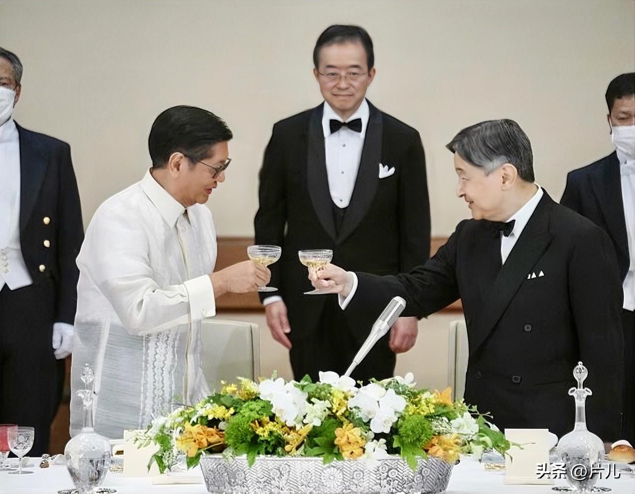值得中国警惕！日本天皇亲自宴请菲律宾总统，日本、菲律宾或达成重要安保协议。当地时
