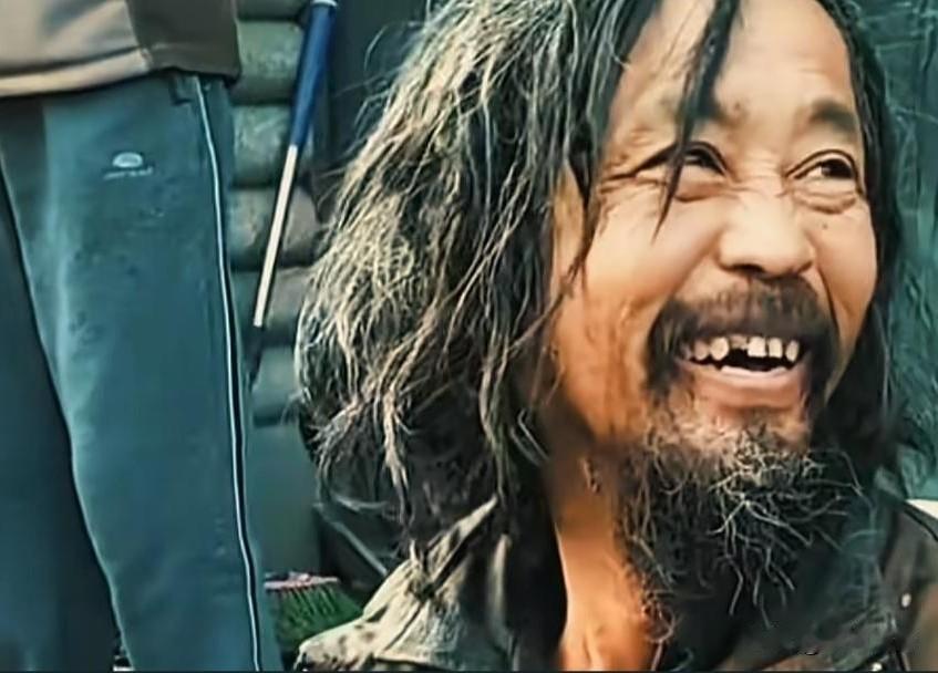 互联网改变了许多人的命运轨迹，最有说服力的例子应该就是沈巍老师了。之前居无定所，