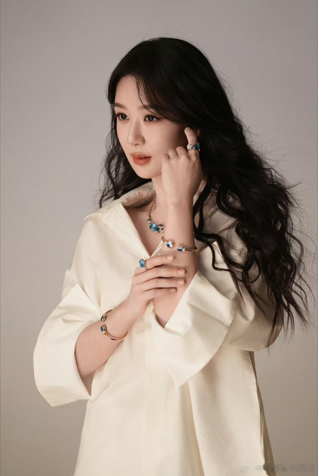 杨紫yz杨紫玉兰花开君再来yz杨紫董竹君yz🦋“思念溶于海洋 星河凝聚爱意化成