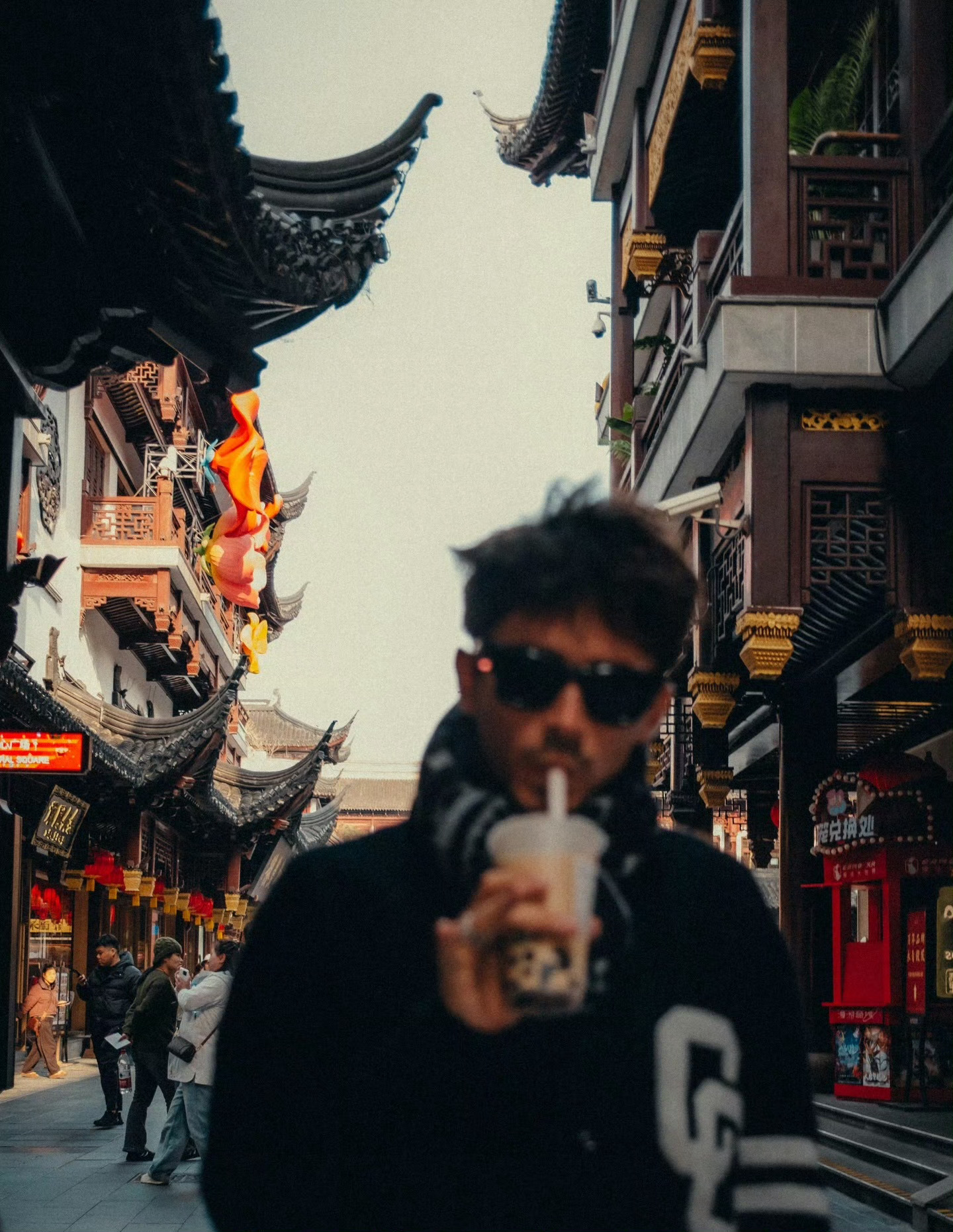 🎙️最近有没有哪个你在休赛期或比赛周去过的城市，给你带来了灵感？“我一直会期待