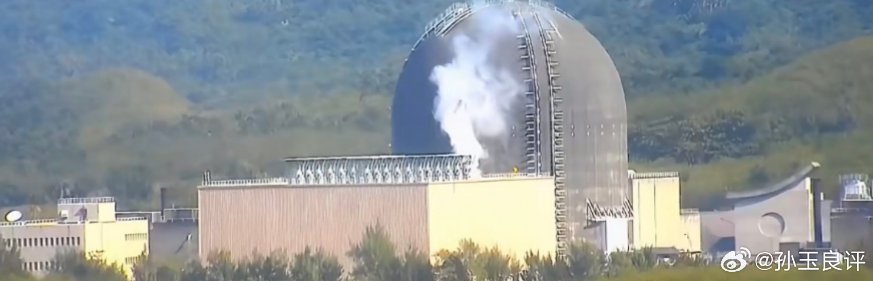 【台学者忧心台湾未来能源安全，孙玉良：投入母亲怀抱才是治本之策】最近台湾学者陈士