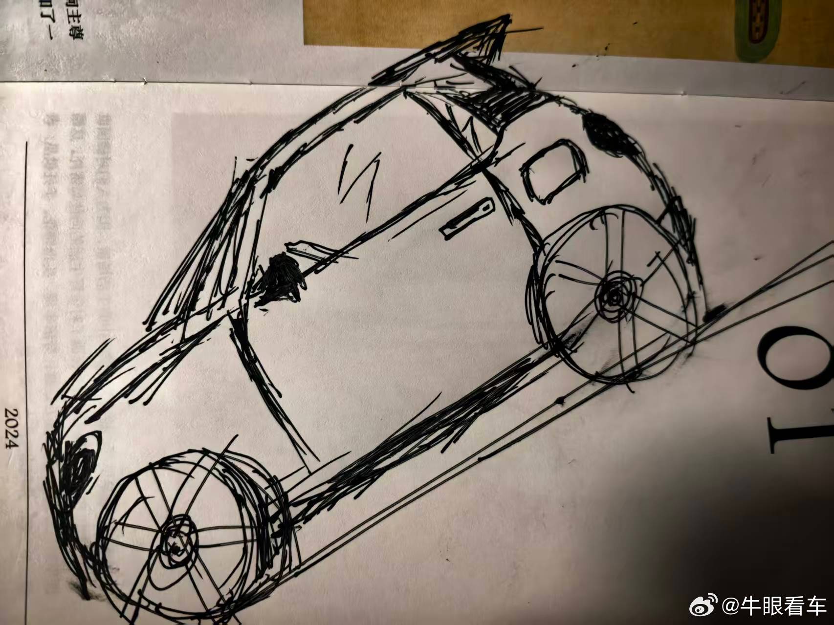 smart设计总监Kai Sieber画的精灵2号和我画的，哈哈 注意那个小尾翼