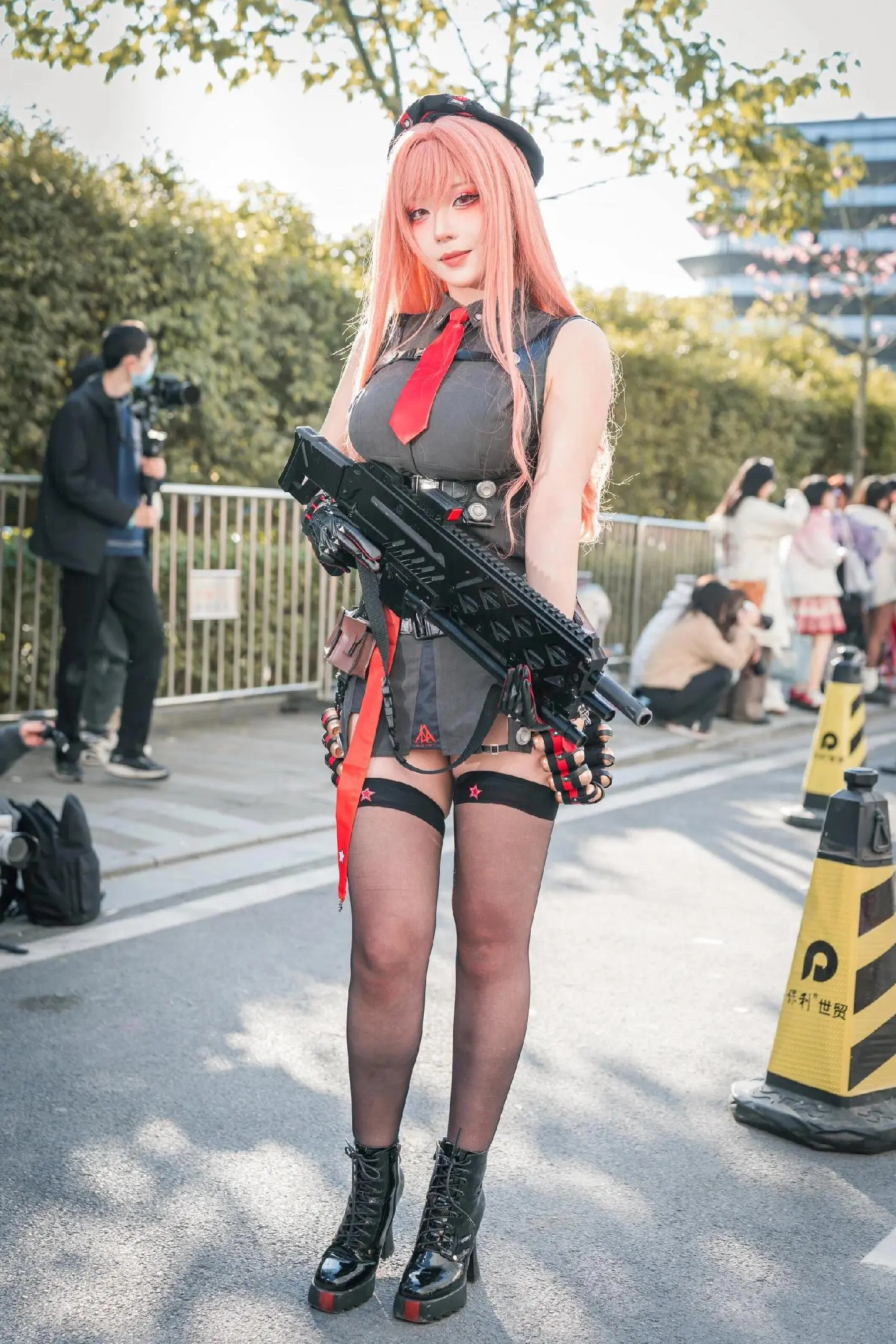 cosplay 性感美女 你要怎么抵抗我 这腿又长又白又细 漫展养眼造型大赏