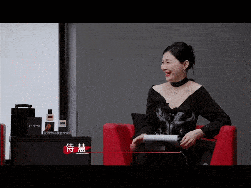 金靖认为自己在娱乐圈容貌并不出众金靖说自己代表不那么容易被化的女生艺笔封神 说实