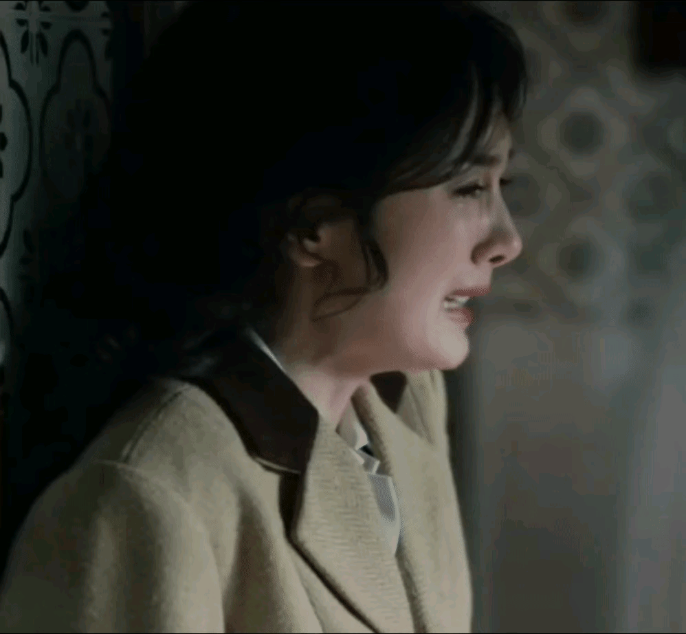 杨幂工作室 江山大同粉丝已经疯了，正在工作室评论区叫嚣中，一边空评说什么历史正剧