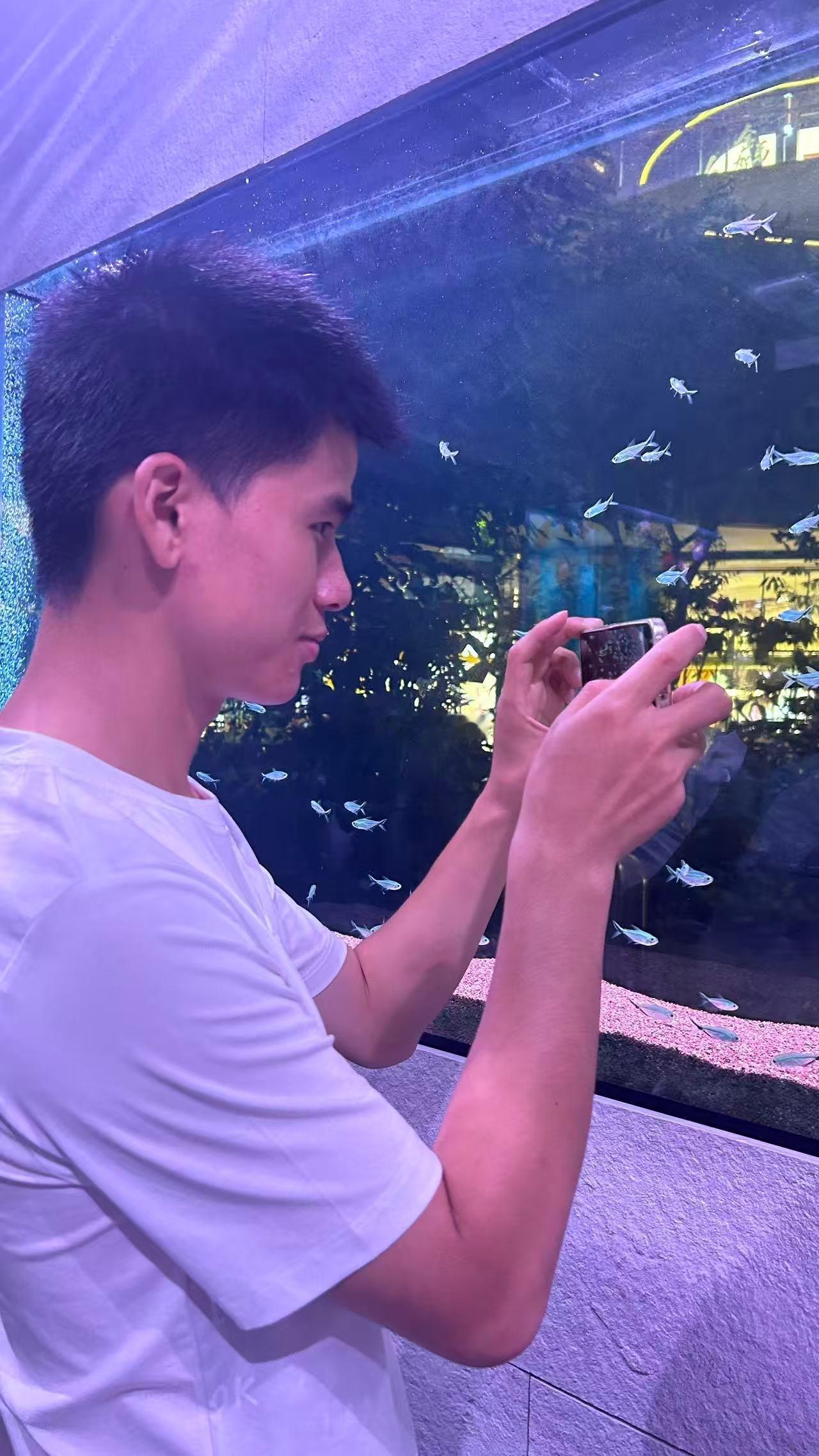 性别：男籍贯：重庆-江津区目前所在地：重庆江津年龄：27身高：174体重：63k