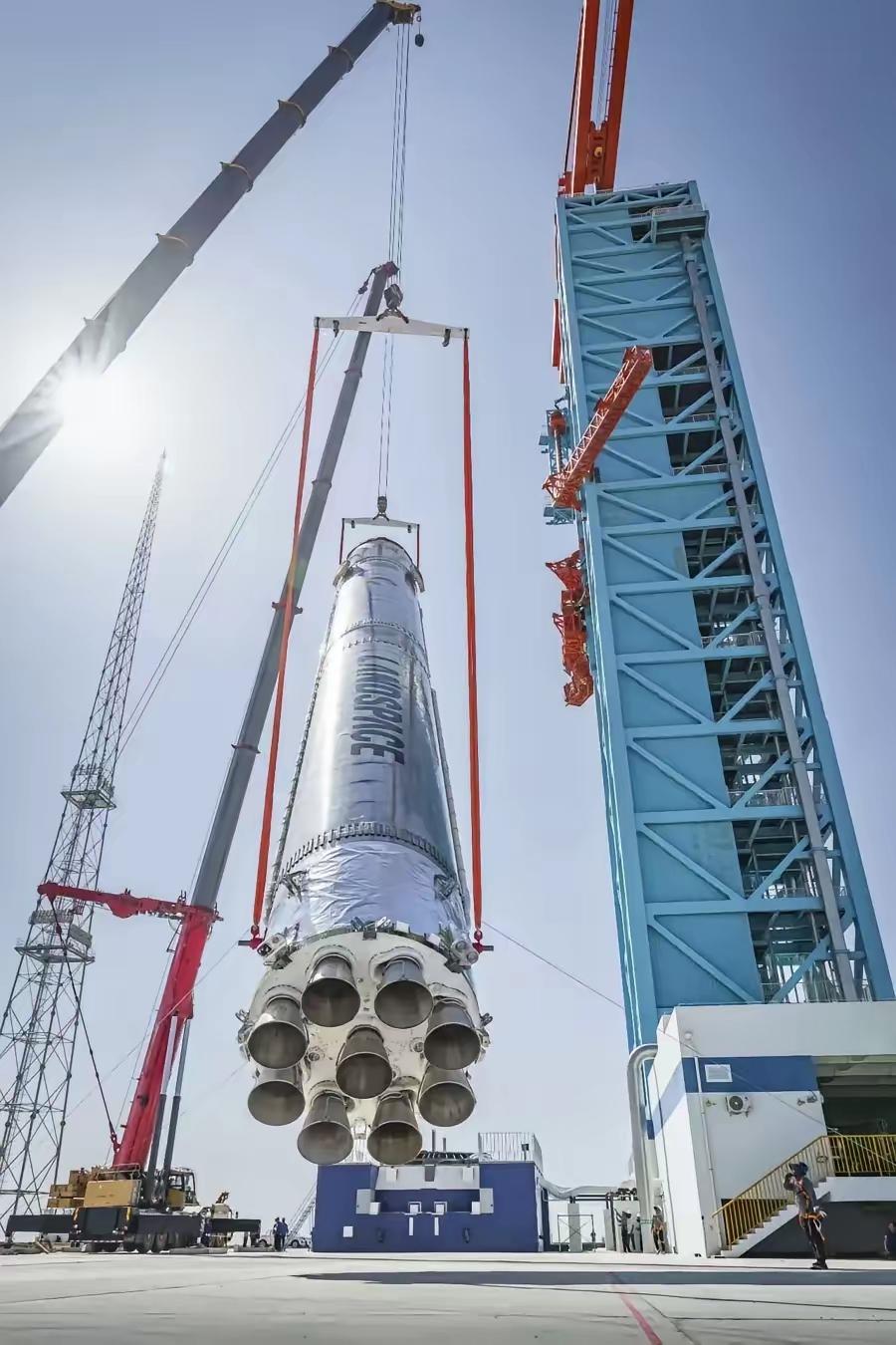 紧急预警！商业航天下周巨震向下，主力高位出货信号已拉满！
 
    周末刷爆屏