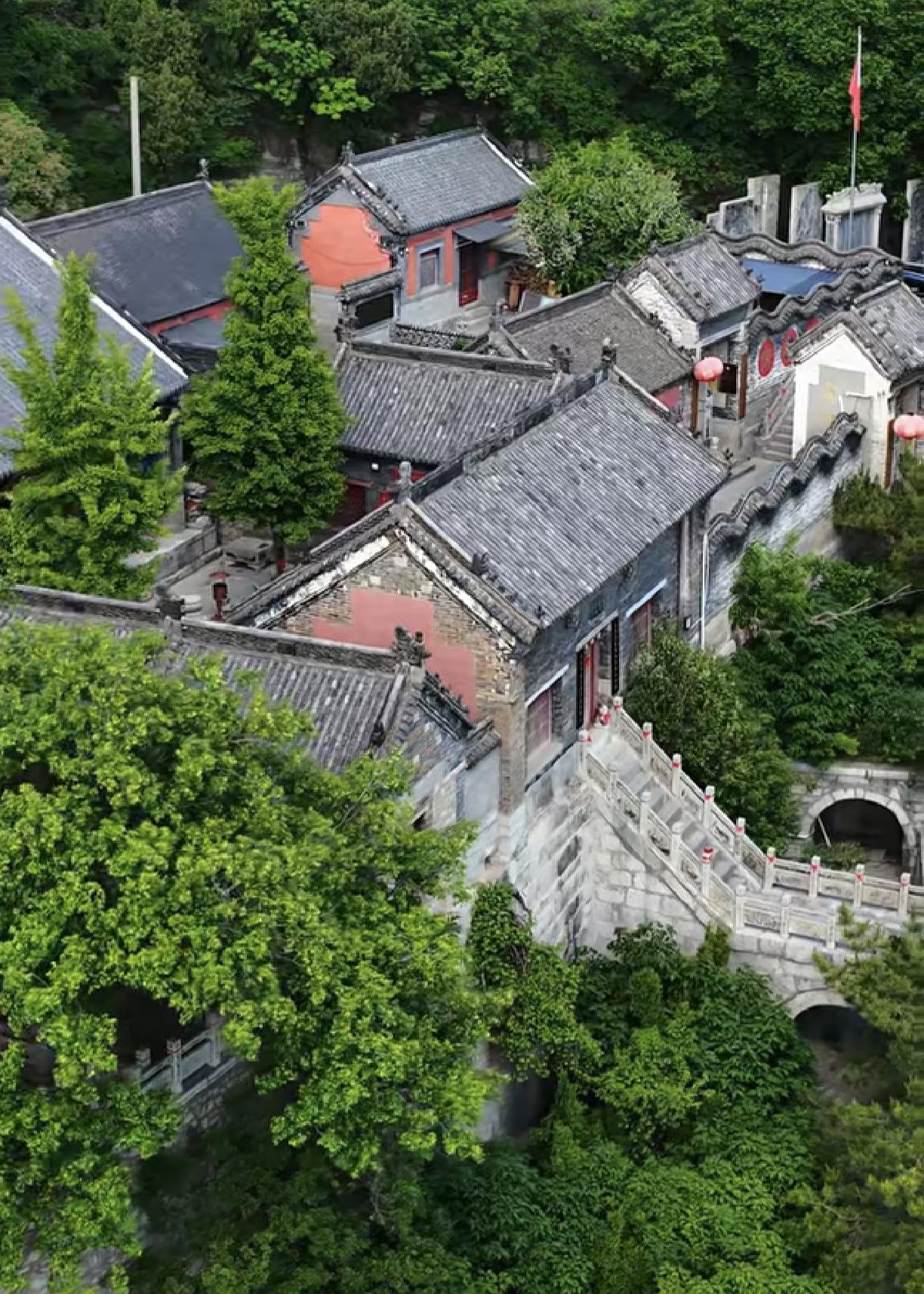淄博人文地理（16）
青云寺，位于淄川区岭子镇槲林村西北，始建于明正统年间。其坐