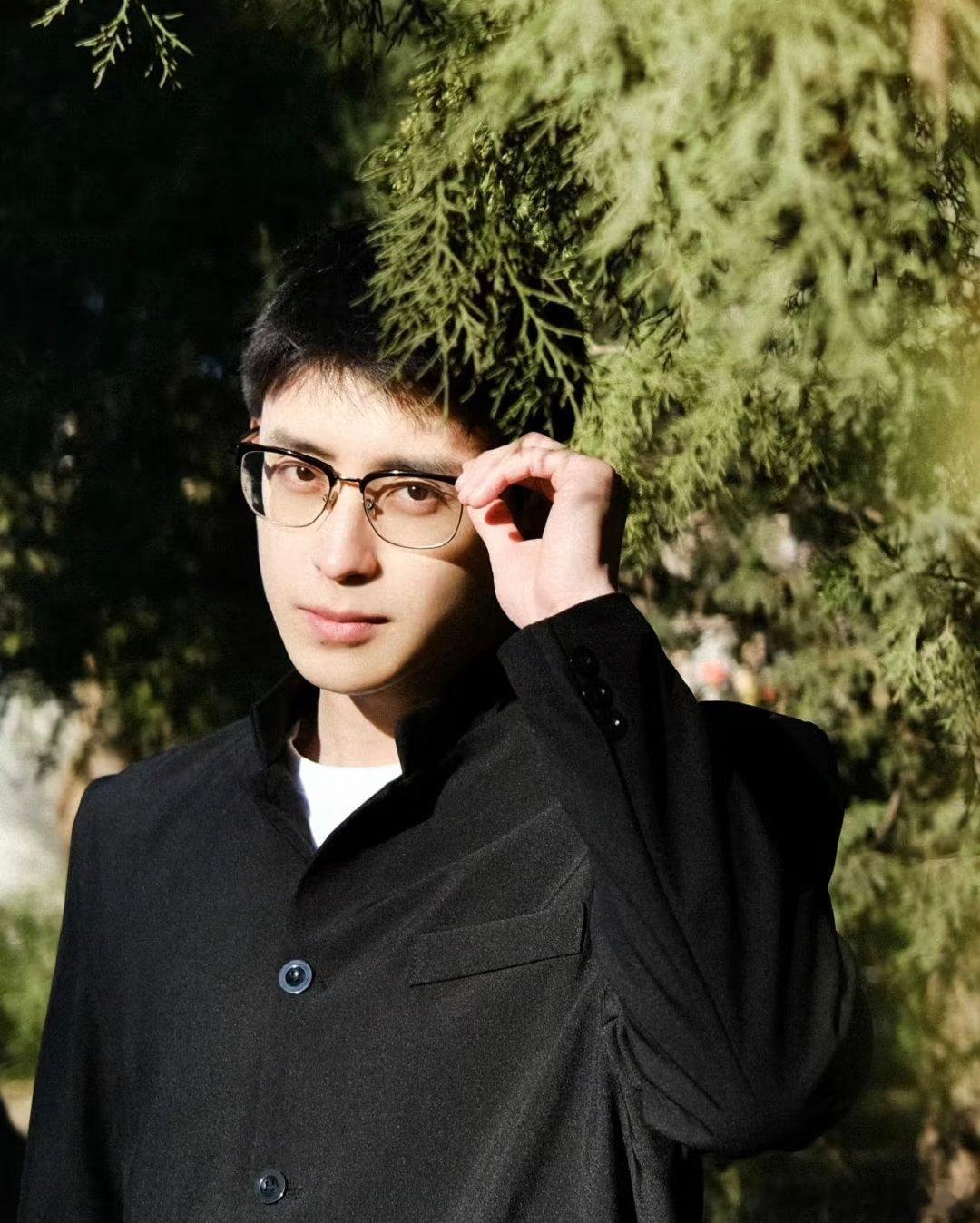 敖瑞鹏红桃心 敖子的观影报告让我看到了他对事物的专注和热爱，这种品质很难得。喜欢