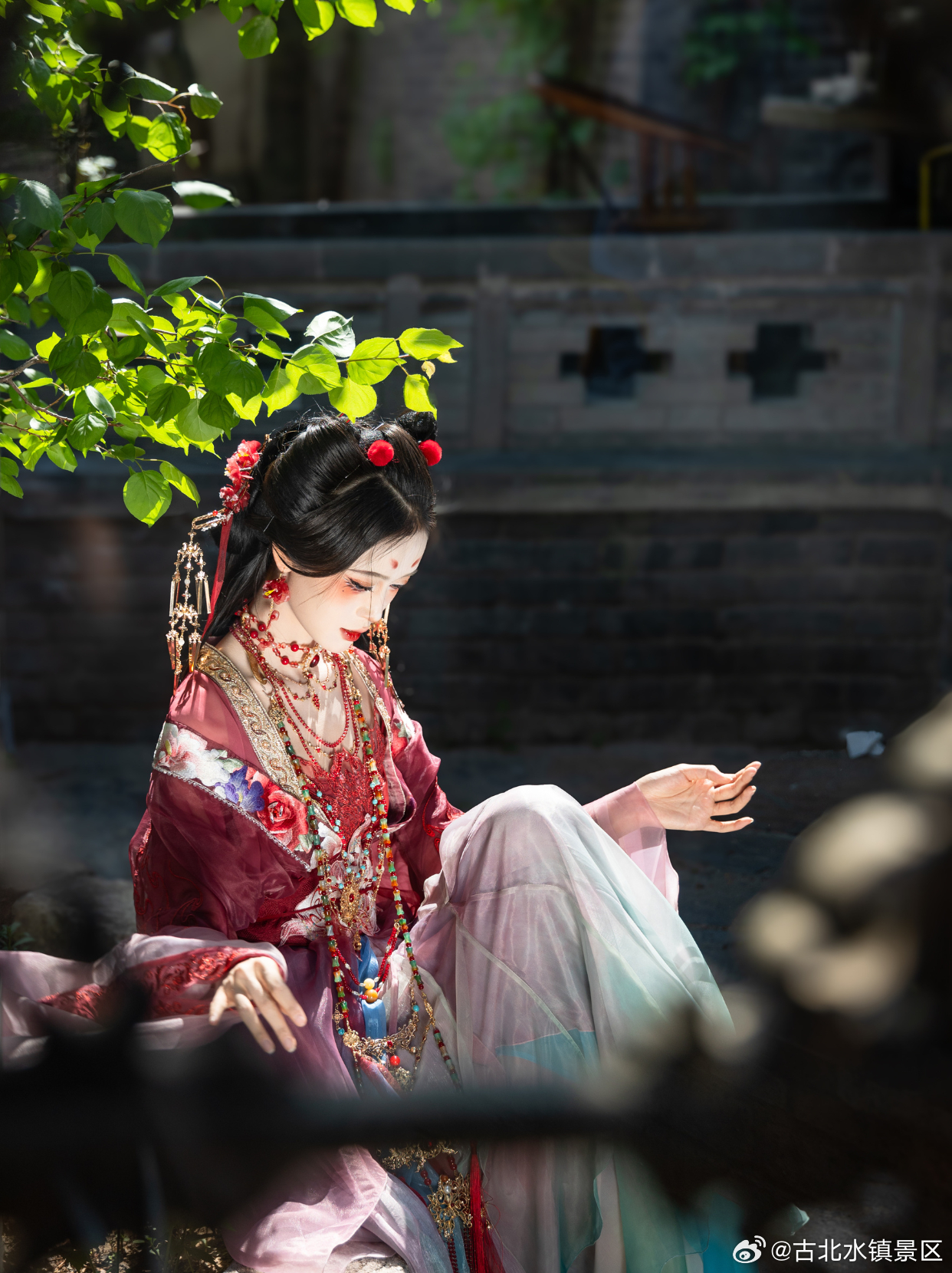 打开生活的天窗 阳光自然会照进来早安，宝子们～#古北水镇# #司马台长城# #长