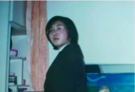2000年，一对辽宁夫妇借了7万元将女儿送出国留学，令人伤心的是，女儿却从此消失