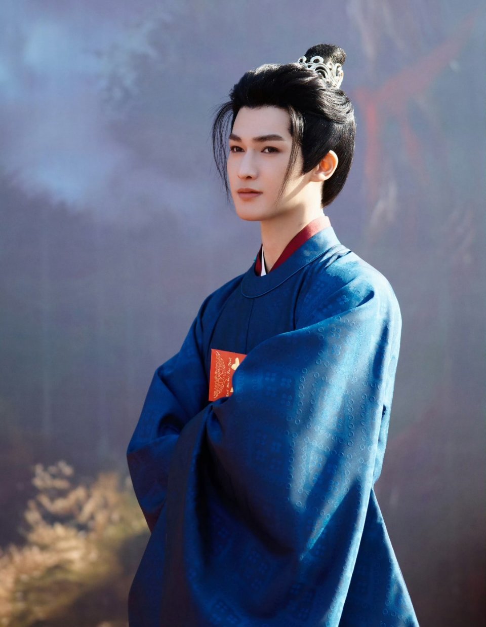 朱正廷 zzt朱正廷心间错 zzt朱正廷苏洋 “ 窗外的栀子盛开了 骄阳散落的光