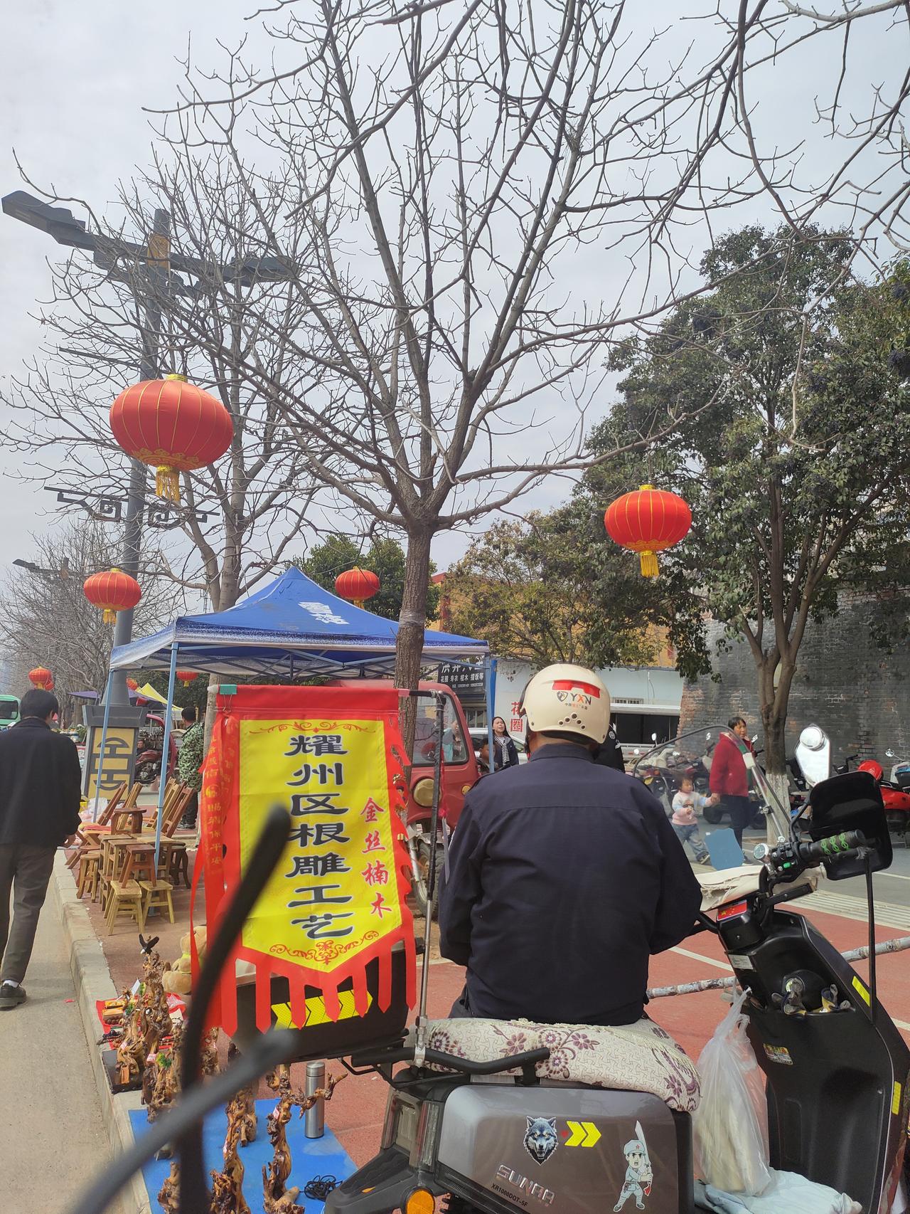 退休后找件事迷上，后半生才有劲头
 
人一退休，最怕的不是没事干，而是心里空落落