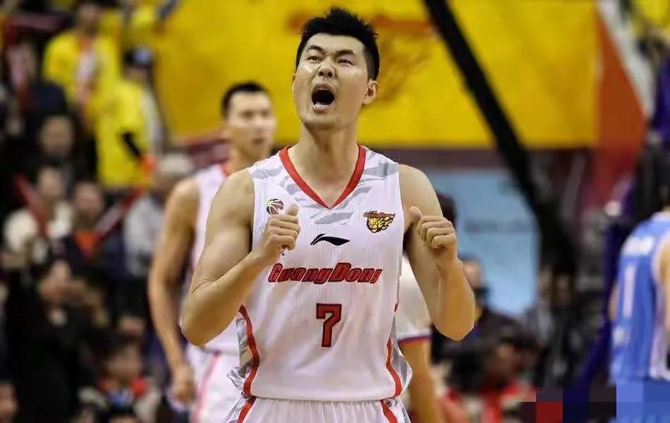 王仕鹏退役后早就成为人生大赢家！

1；篮球生涯赚了3220万人民币；

2；广