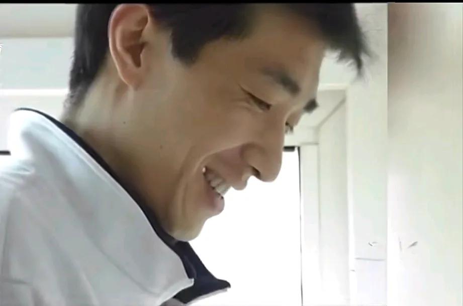 安家杰觉得自己是个优秀的队员，但不是顶级的球员
我觉得他蛮有自知之明的，也很谦虚