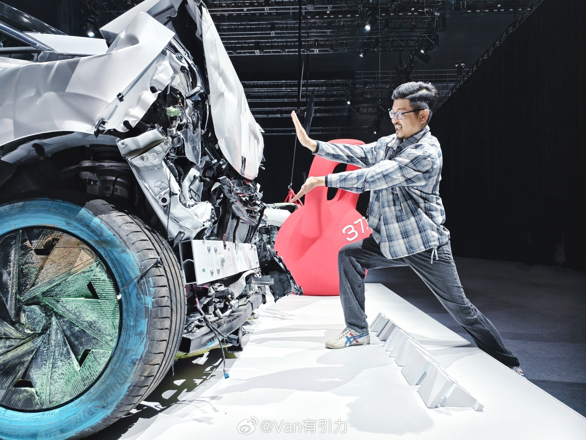 闲着也是闲着，要不猜个车吧MPV