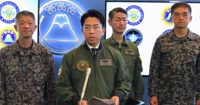 针对日方在干扰他国卫星技术方面取得进展并计划组建“航空宇宙自卫队”一事，中国国防