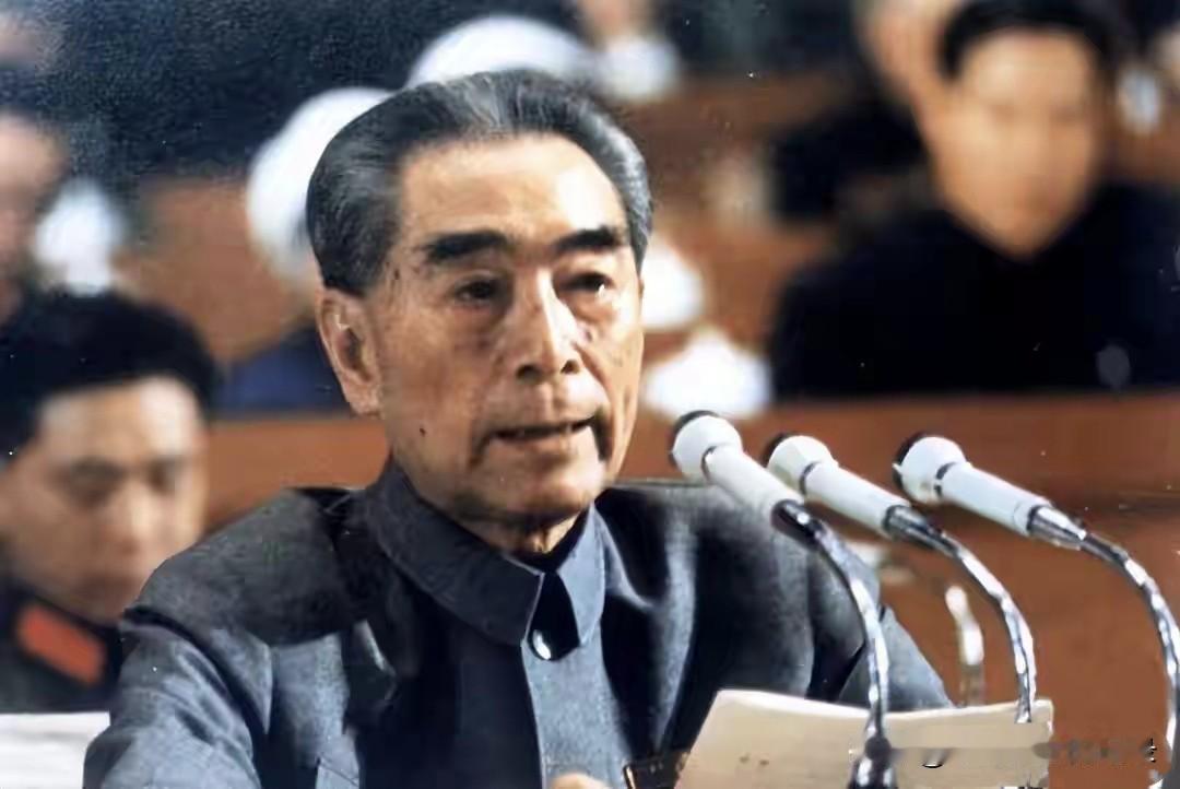 人民总理爱人民
人民总理人民爱
立党为公，执政为民！勤政为民，服务人民！鞠躬尽瘁