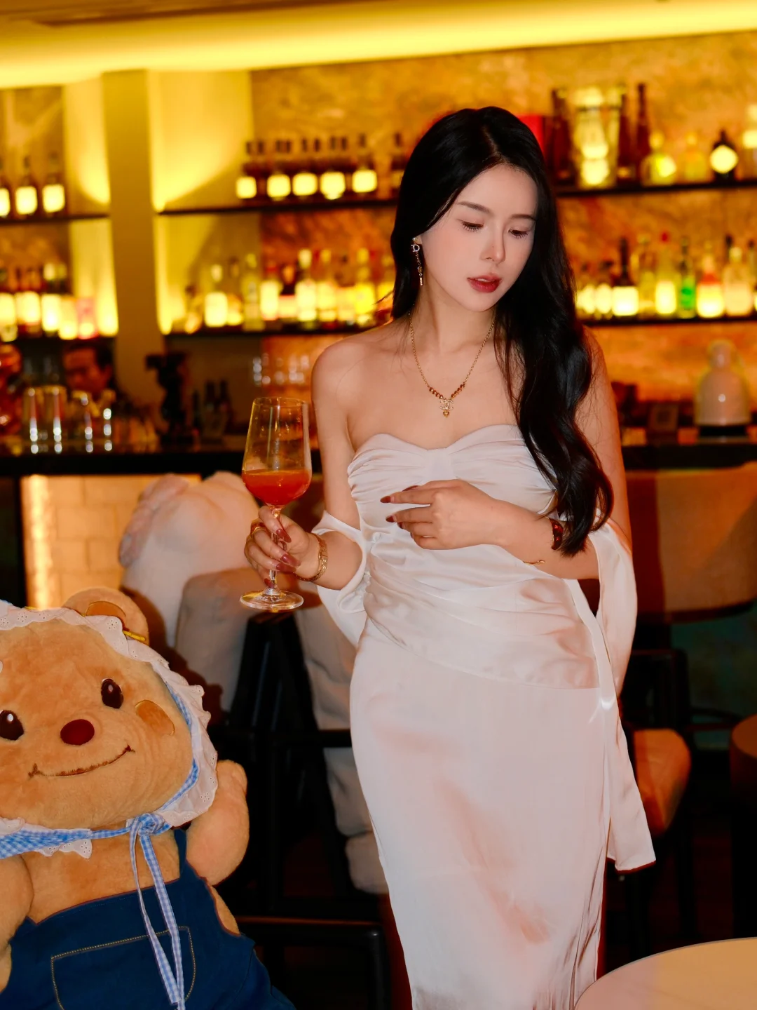 清醒就不浪漫了🥂