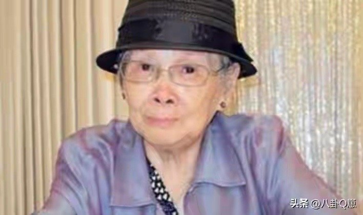 梅艳芳母亲将年满102岁，头发全白牙齿掉光，每月生活费25万 