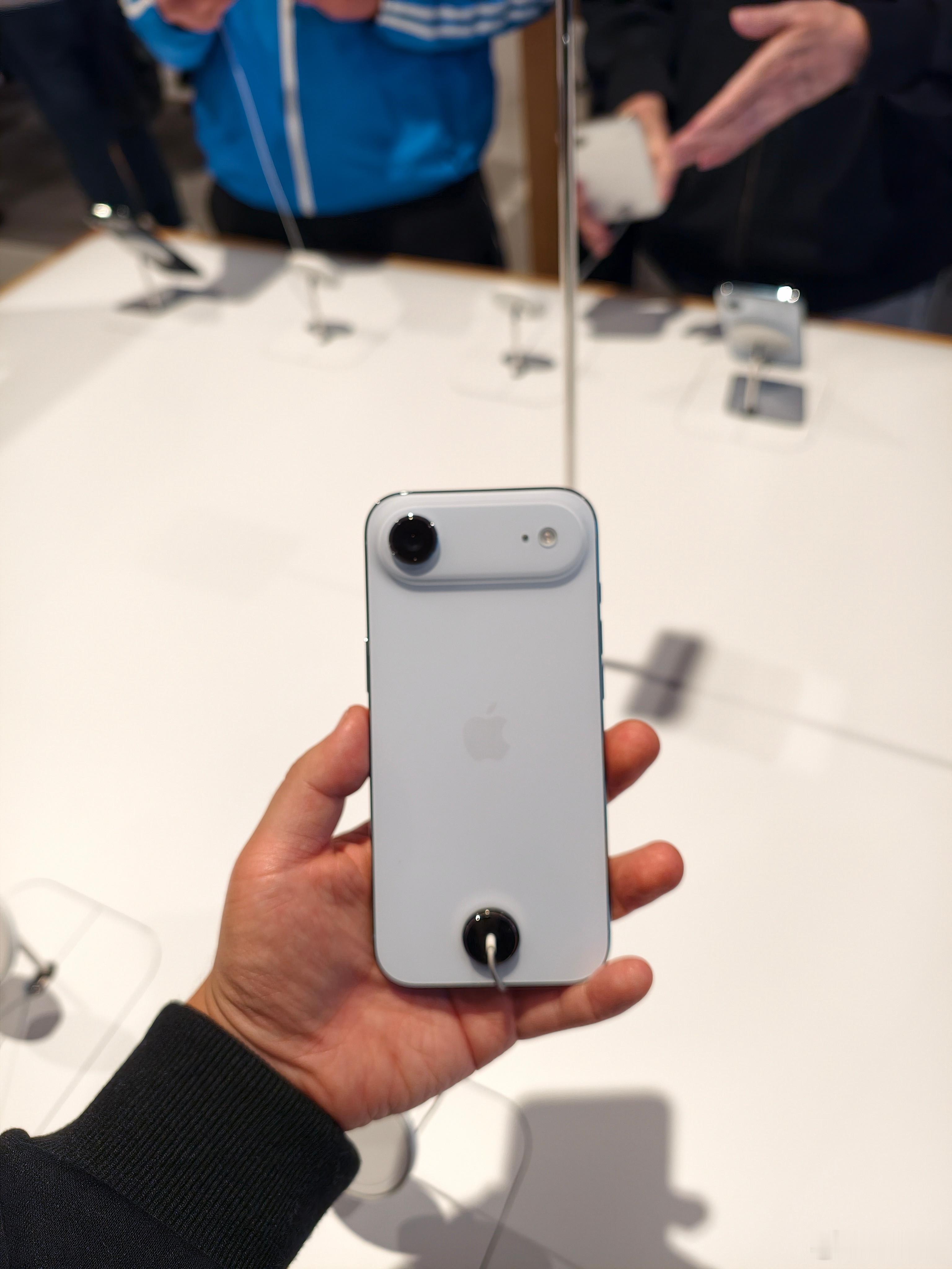 这一块又得夸夸国产手机了，国产手机的实况图片做的比苹果好用。但我也必须要承认苹果