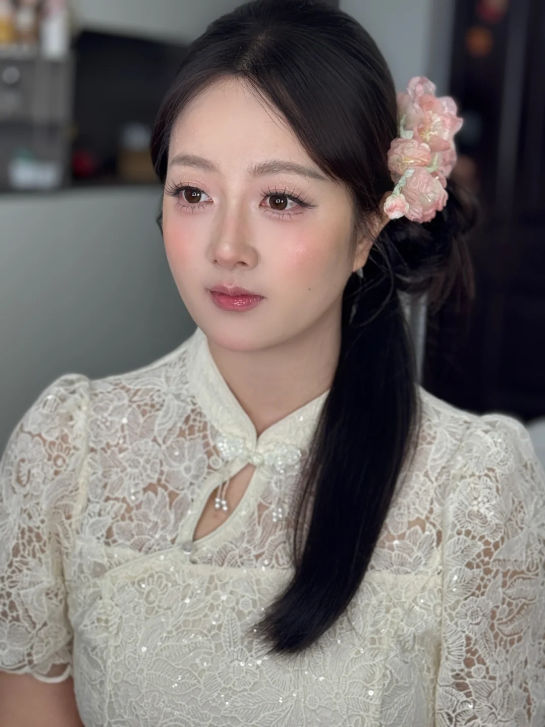 温婉的订婚妆