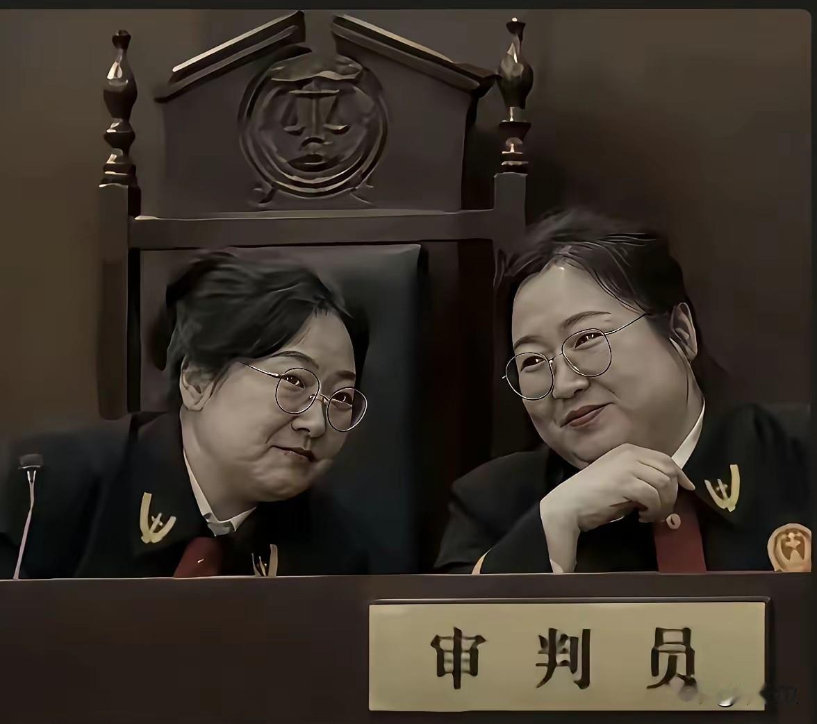 一看就是心宽体胖，工作顺心热爱工作 职场太能干的人 上班好精神