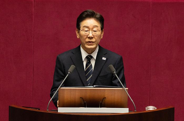 搁置16年后，韩国重启一项对日政策，要对“韩奸”后代进行清算

据凤凰卫视报道，